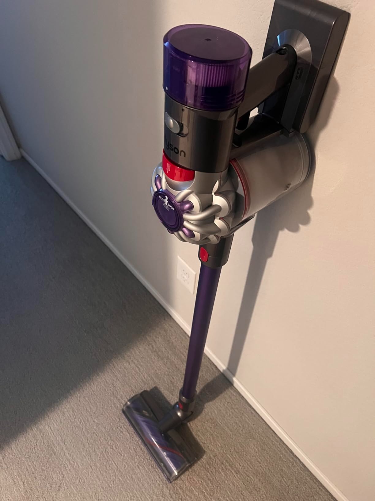Dyson V8 Cordless Vacuum Cleaner